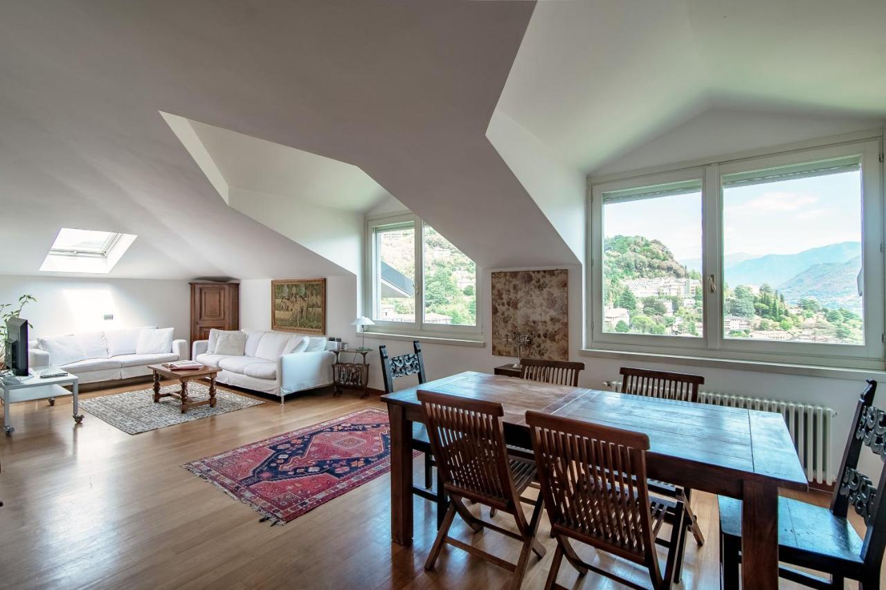 I D'A Charming Penthouse - Lake View- Como- House-130 Mt-2 Double Bedrooms And 2 Double Bathrooms A Spacious Living Room-Full Equipped Kitchen-Private Garden And Terrace-Private Covered Parking Exterior photo